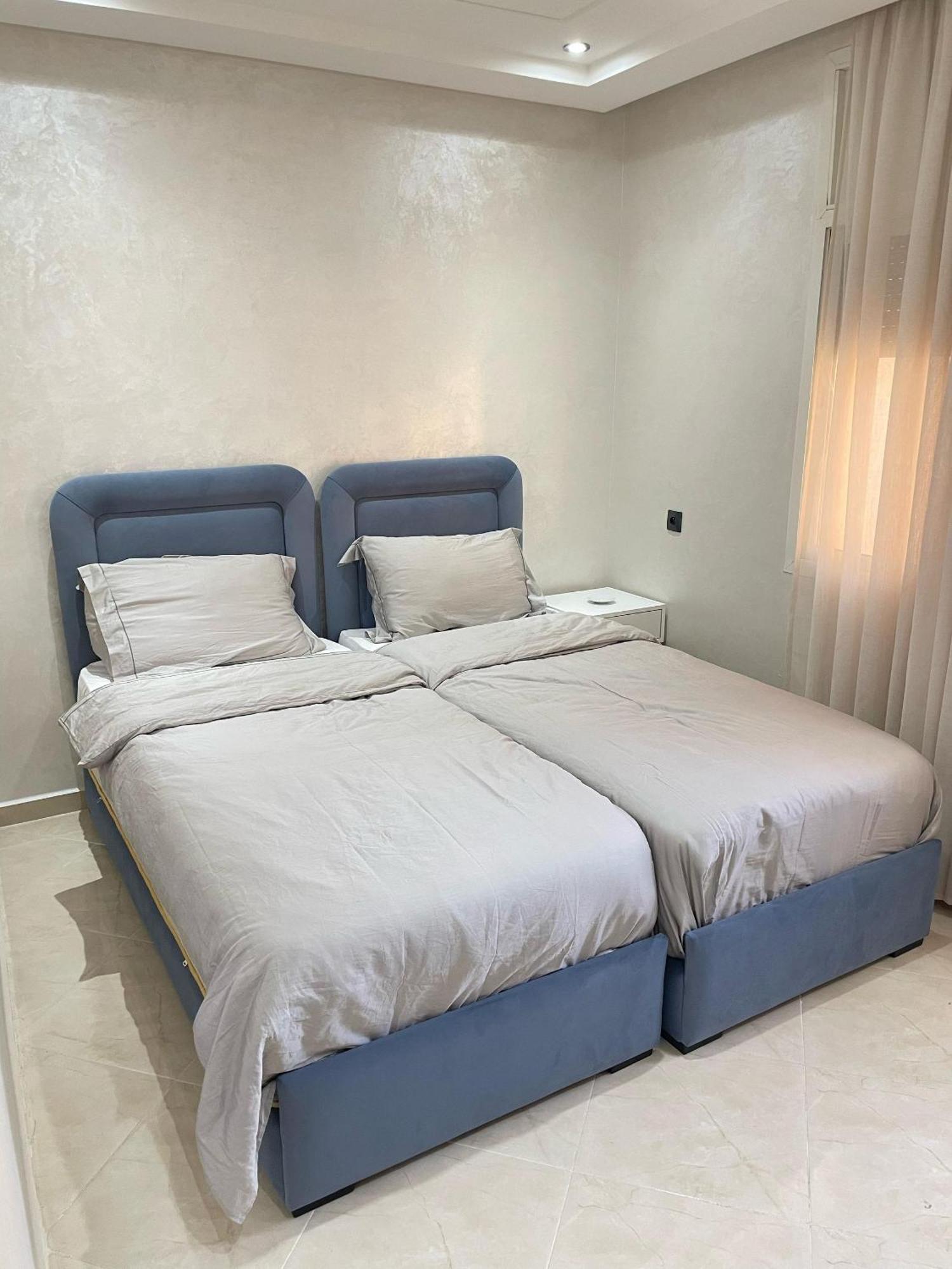 Luxurious 6 Bdrms Pool Re63025 Agadir